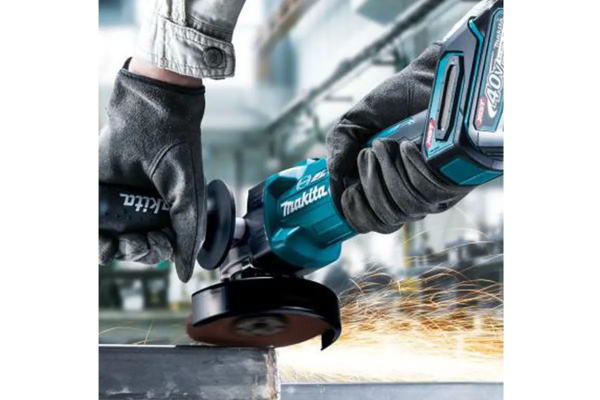 Makita GA003GM201 MÁY MÀI GÓC DÙNG PIN(100MM/CÔNG TẮC TRƯỢ (kèm 02 pin 4.0Ah + sạc nhanh)