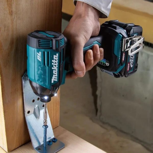 Makita TD002GZ01 MÁY BẮT VÍT DÙNG PIN(BL)(40V MAX) (Chưa kèm pin sạc)